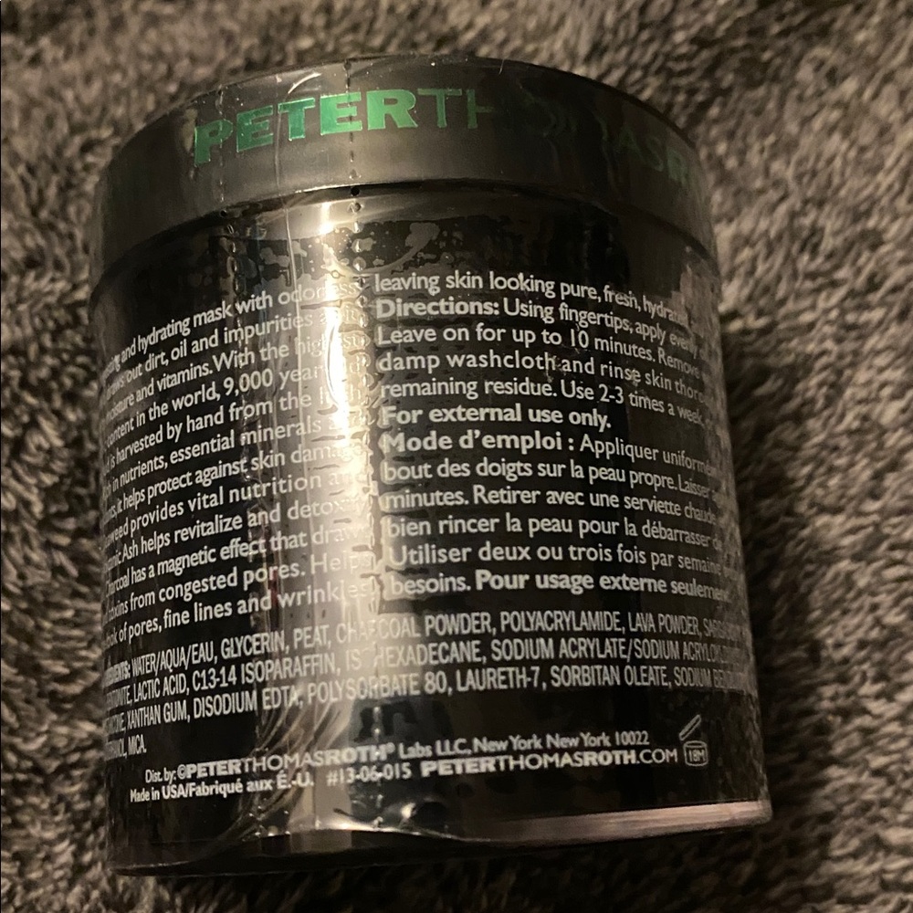 Peter Thomas Roth Black Purifying Mask - Picture 2 of 4